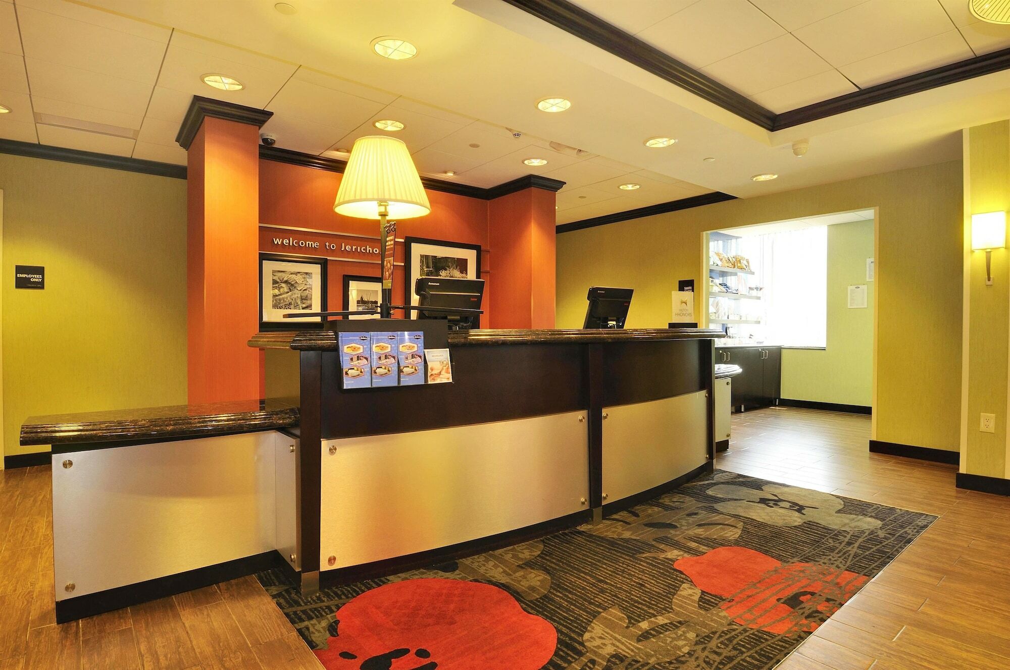 Hampton Inn Jericho - Westbury Eksteriør bilde