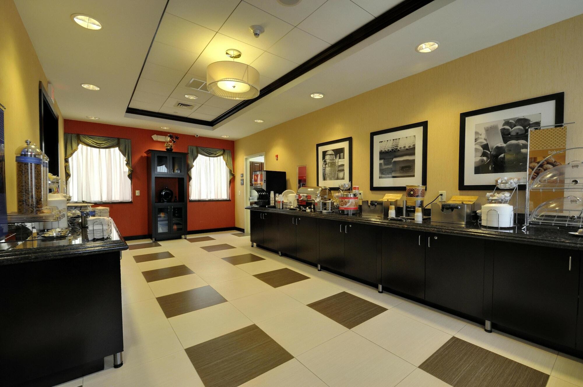 Hampton Inn Jericho - Westbury Eksteriør bilde